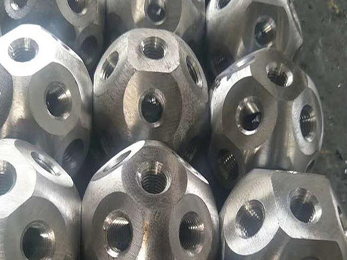 泰兴螺栓球网架杆件制作